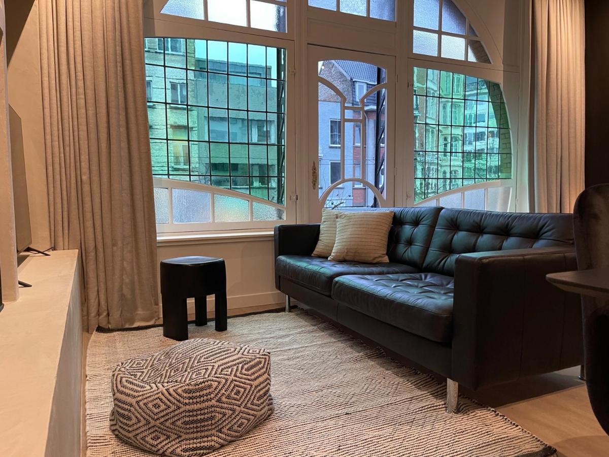 3 Bedroom Art-Nouveau Apartment With Free Parking Gent Eksteriør billede