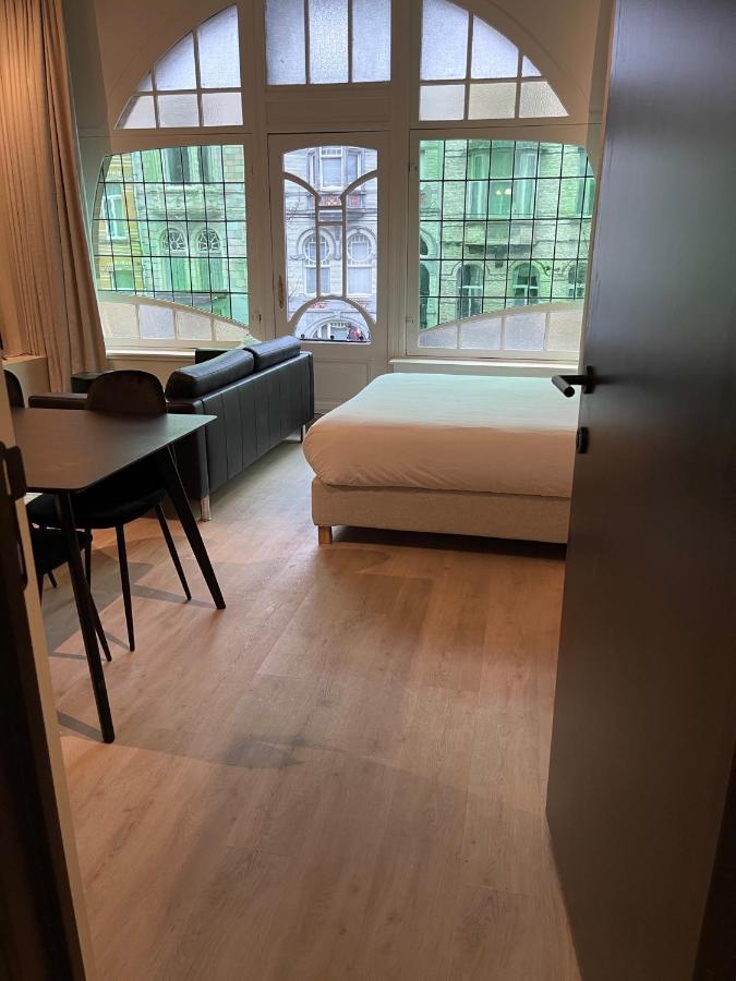 3 Bedroom Art-Nouveau Apartment With Free Parking Gent Eksteriør billede