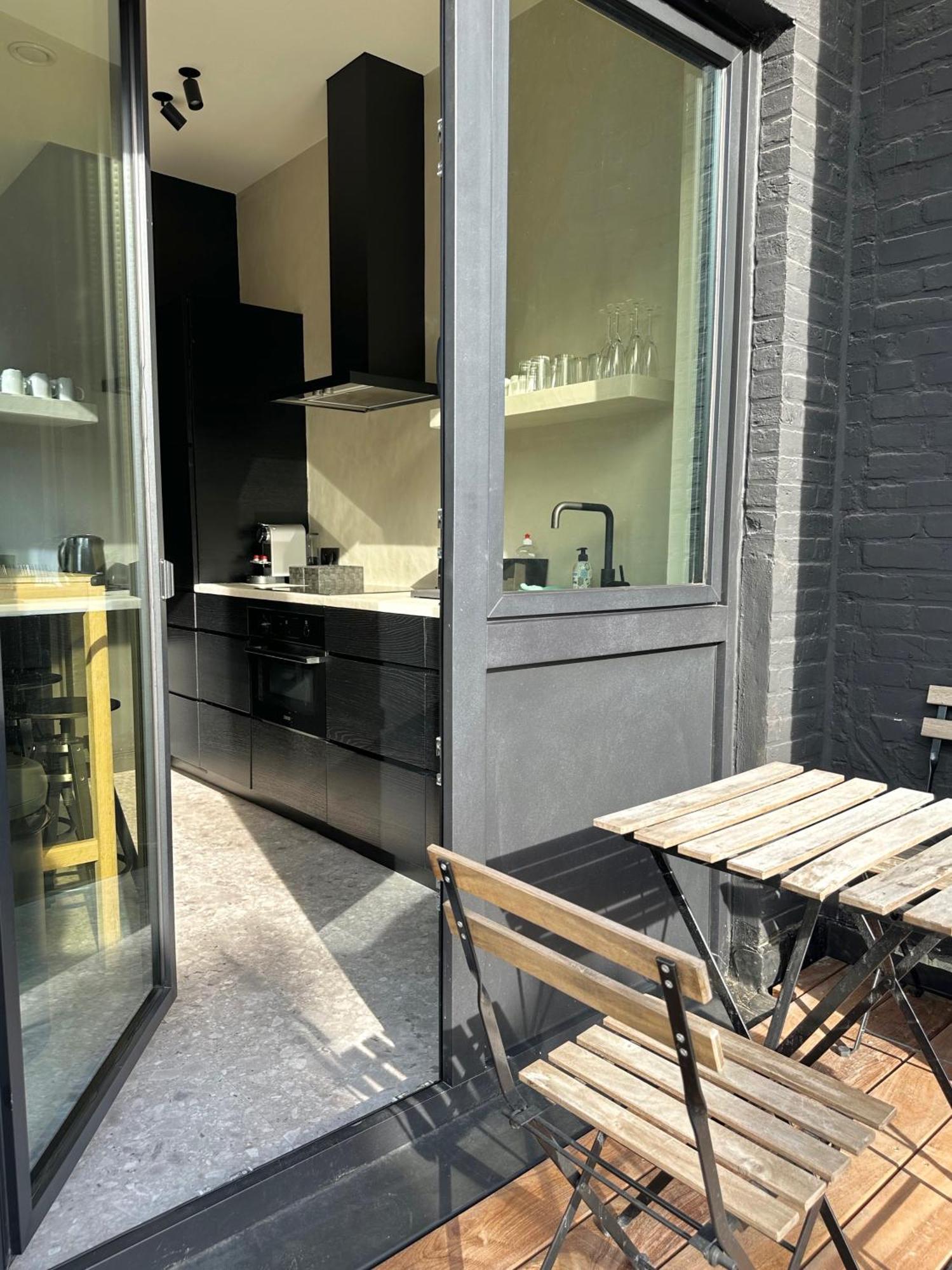 3 Bedroom Art-Nouveau Apartment With Free Parking Gent Eksteriør billede